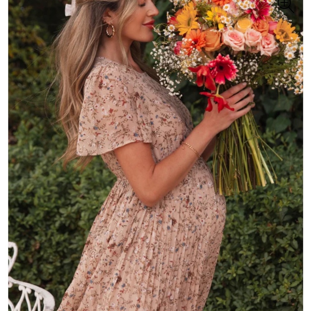 Pinkblush Floral Pleated Midi Dress - Beige - Picture 5 of 5